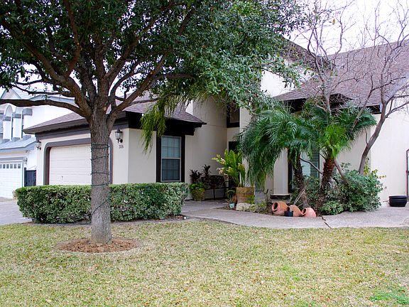 3rd image of 316 Puig Dr