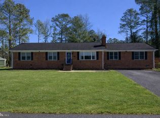 736 Annapolis Dr, Ruther Glen, VA 22546