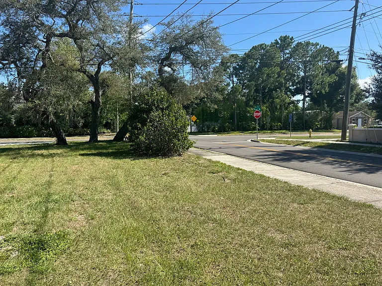 1797 Main St — Photo 14