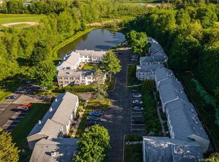 13 Tapping Reeve Vlg UNIT 13, Litchfield, CT 06759