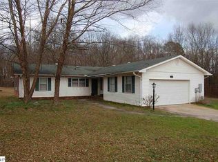 203 Hogg Rd, Williamston, SC 29697