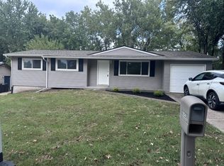 2034 Dawson Dr, Saint Charles, MO 63301