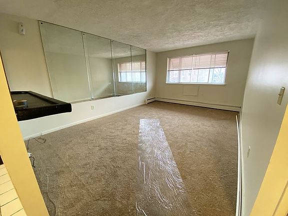 5th image of 3238 Olinville Ave #3