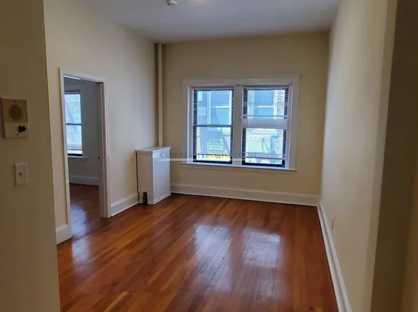 1315 Commonwealth Ave APT 508, Allston, MA 02134