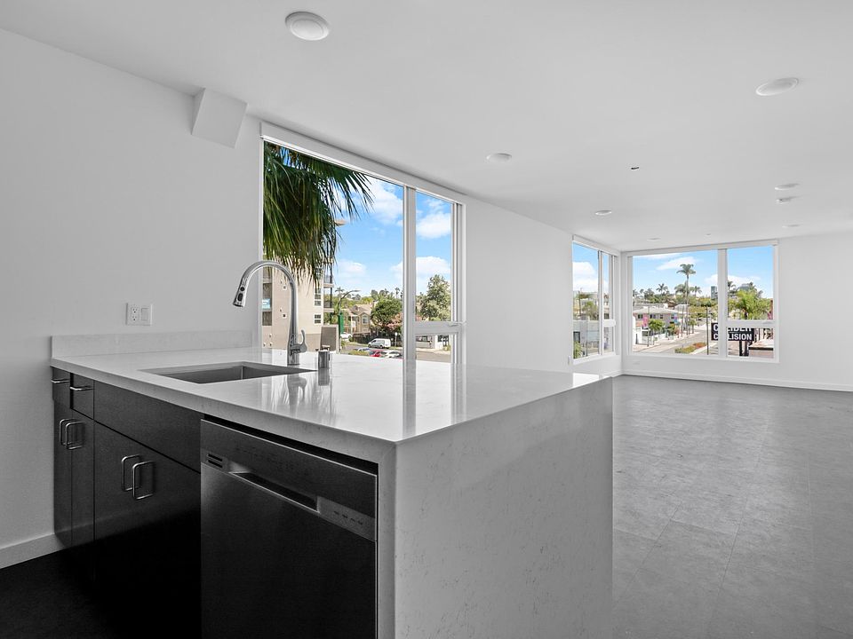 1st image of 2441 University Ave #300