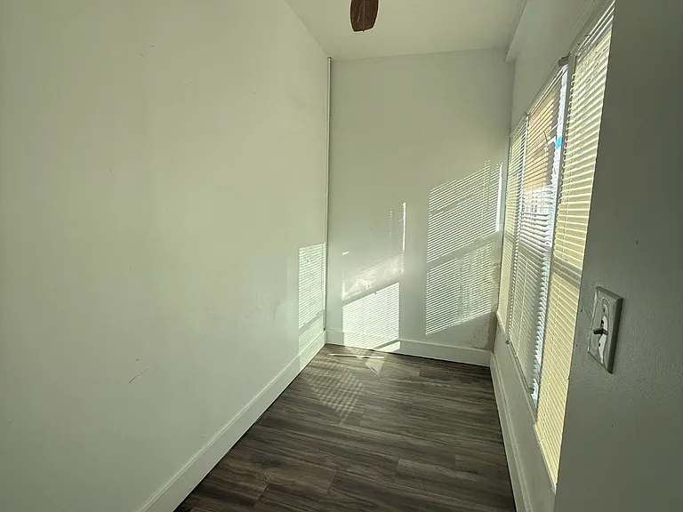 731 E Cornwall St — Photo 3