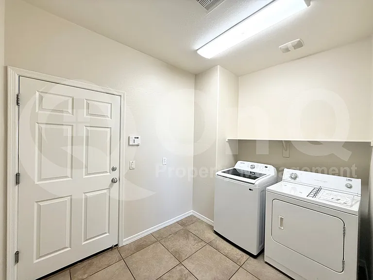 10225 W Camelback Rd #11 — Photo 28