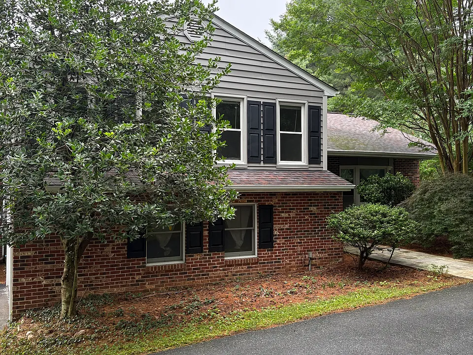 11322 Old Hopkins Rd