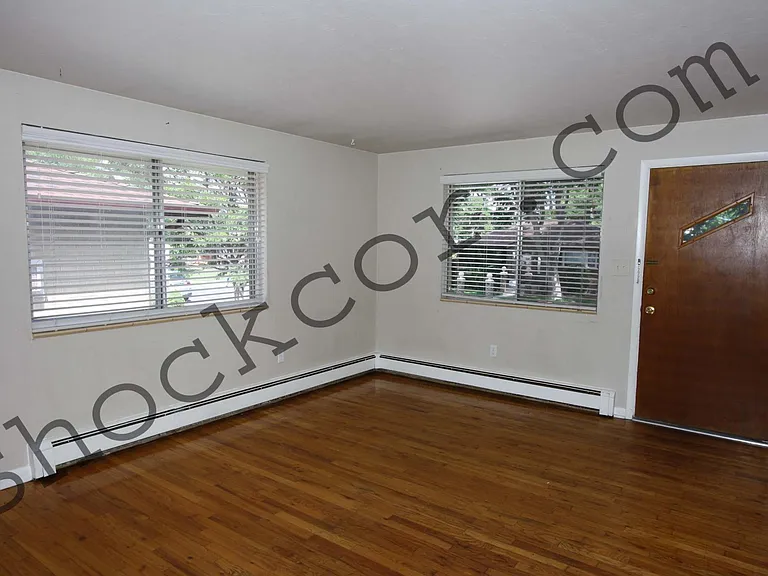 3675 Pierce St — Photo 2