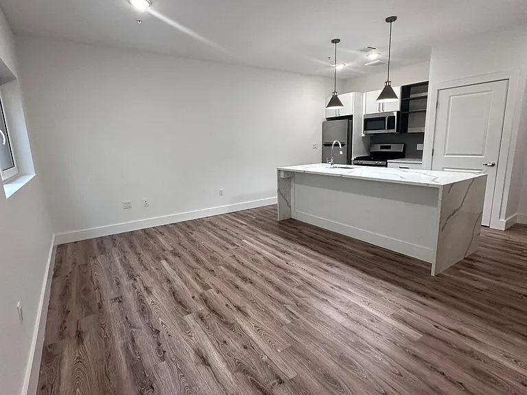 172 Avenue F #404 — Photo 5