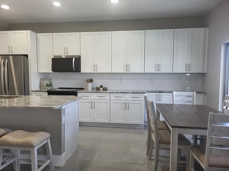 341 NW 7th Ave — Photo 5