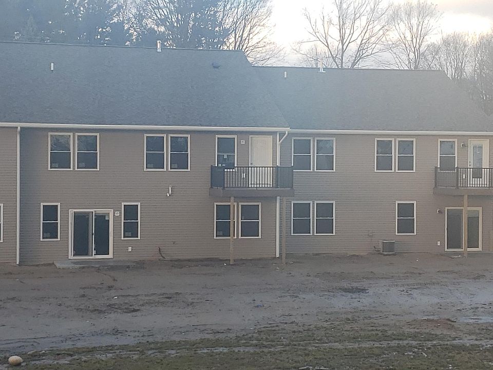 2nd image of 912 Bellview Meadow Dr SW #16