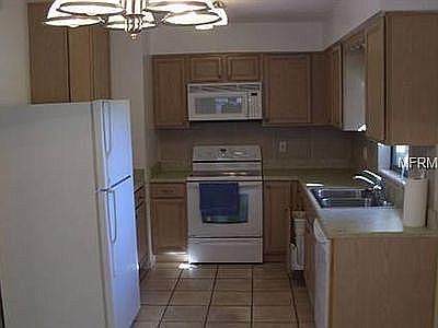 2nd image of 2726 Aloma Ave