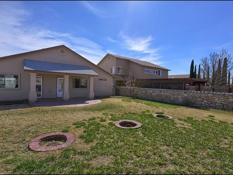 7077 Luz De Sol Dr — Photo 44