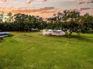 13217 Douglas Rd, Dade City, FL 33525