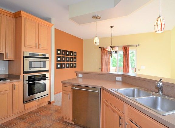 5th image of 2449 Abbey Dr