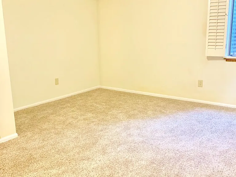 543 W Sycamore Cir — Photo 26