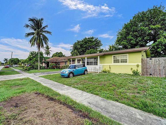 3rd image of 5839 NW 16th Street