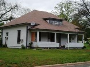 505 E Lane St, Quitman, TX 75783