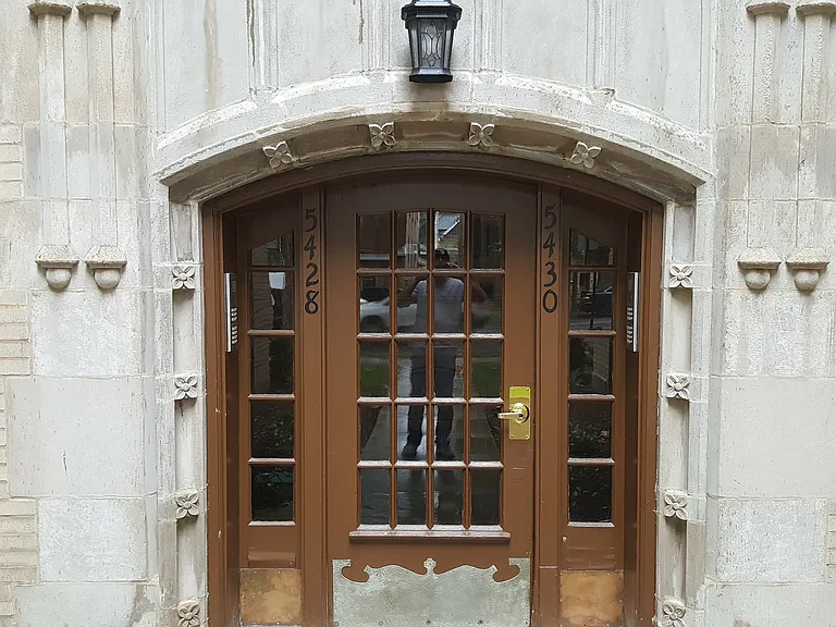 5428 N Kimball Ave #2E — Photo 4