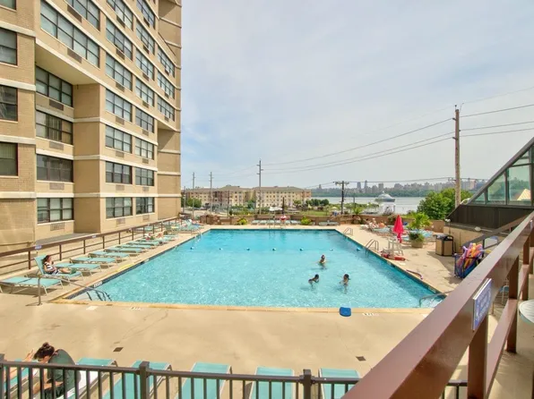 7002 Blvd East image 25 of 29