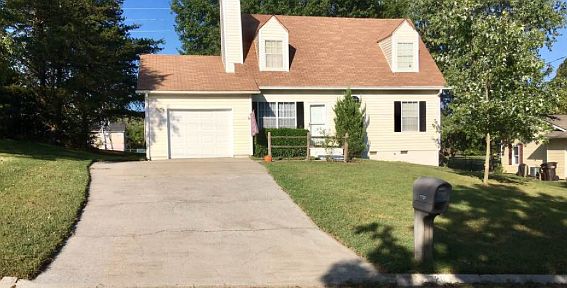 1st image of 1720 Oxbow Ln