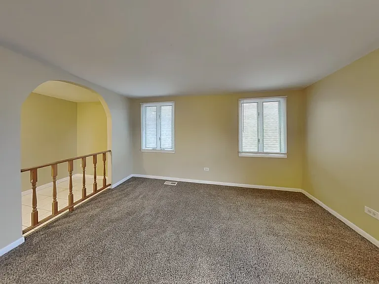 2118 Shields St — Photo 4