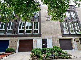 2112 N Lakewood Ave, Chicago, IL 60614