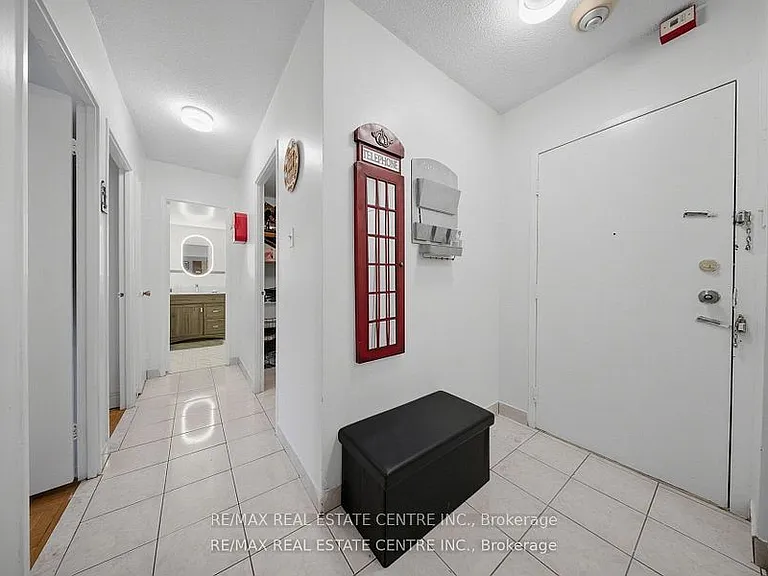3577 Derry Rd E #207 — Photo 5