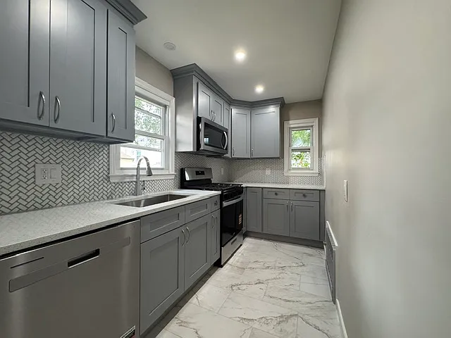 9 James St #1 — Photo 8