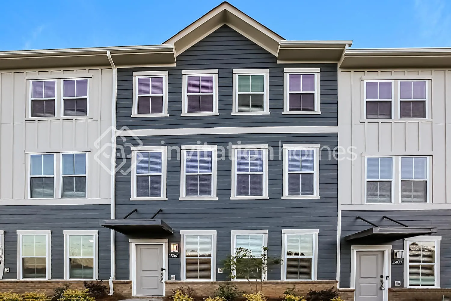 13041 Western Ln Charlotte, NC 28269 — Photo 1