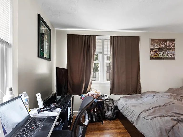 35 Melbourne St #4 — Photo 7