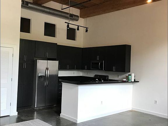 3rd image of 400 Mills Ave Unit 104