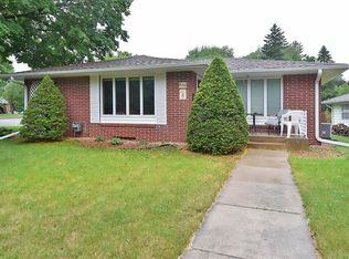 626 Hillcrest Ave, Owatonna, MN 55060