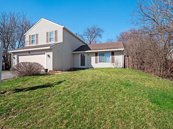30W250 Huntington Dr, Warrenville, IL 60555