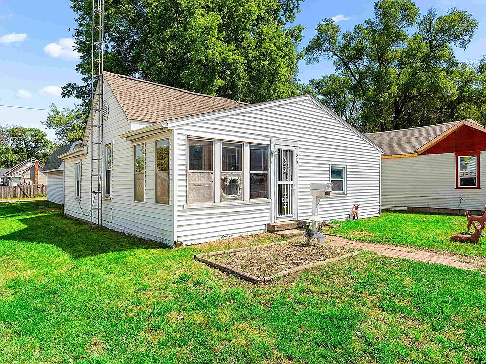 1st image of 273 Koch St