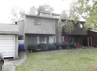 307 Sunflower Ct, Virginia Beach, VA 23454
