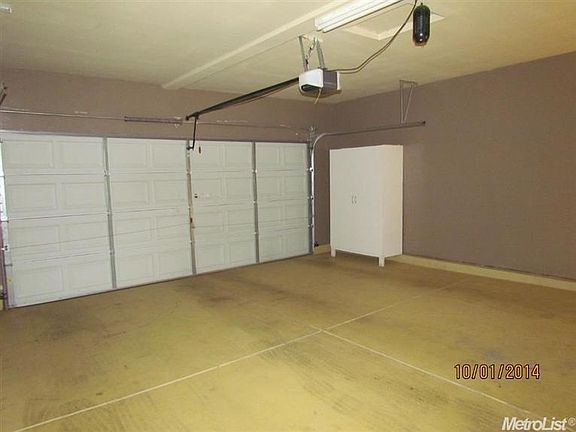 3rd image of 5819 Saxon Way