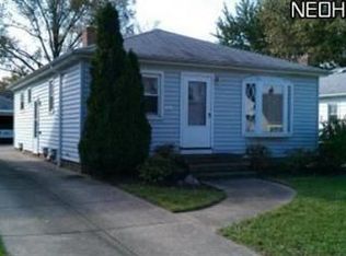 9415 Pinegrove Ave, Parma, OH