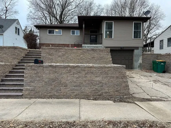 401 Dewey St, Jackson, MN 56143