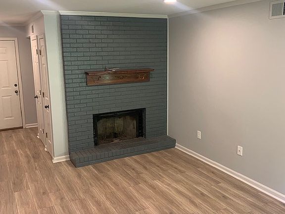 5th image of 145 Westfield Dr