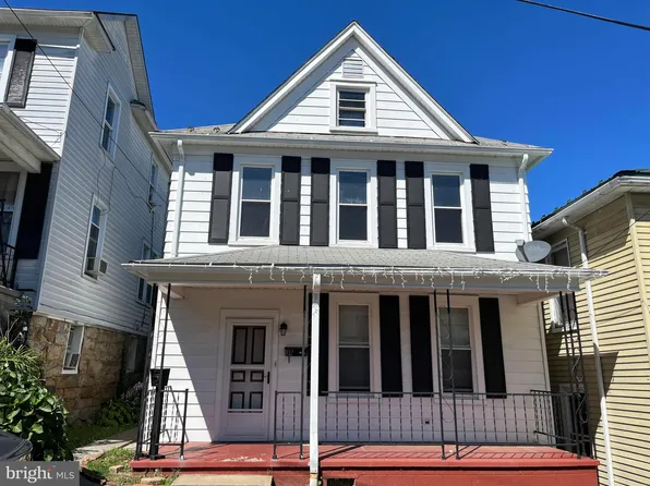 102 James St, Keyser, WV 26726