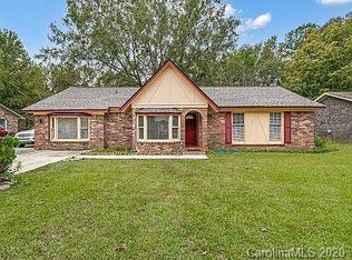 307 Clearwater Dr, Goose Creek, SC 29445