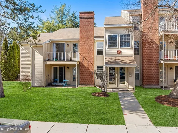 2 Walden Dr APT 2, Natick, MA 01760