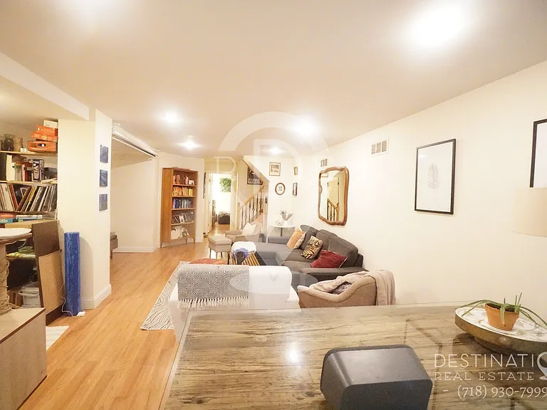 446 Bergen St #1L — Photo 12