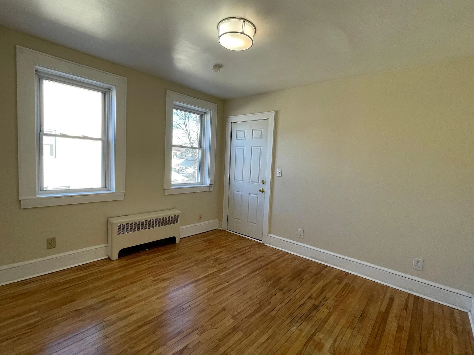 1 bed, 800 sqft, $1,750 — Photo 1