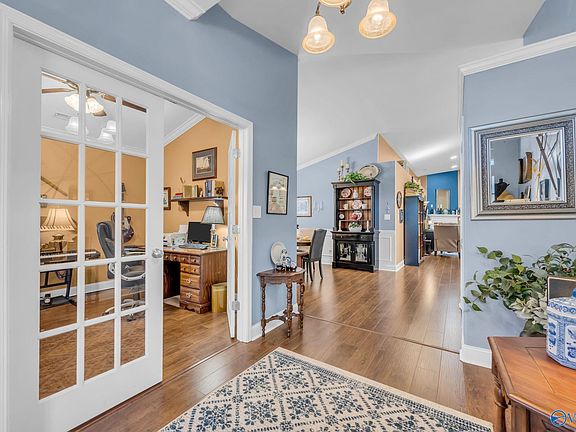 4th image of 6902 Breyerton Way