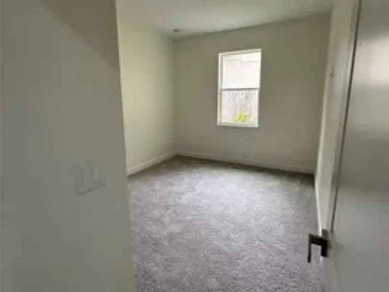 134 Delespine Dr — Photo 16
