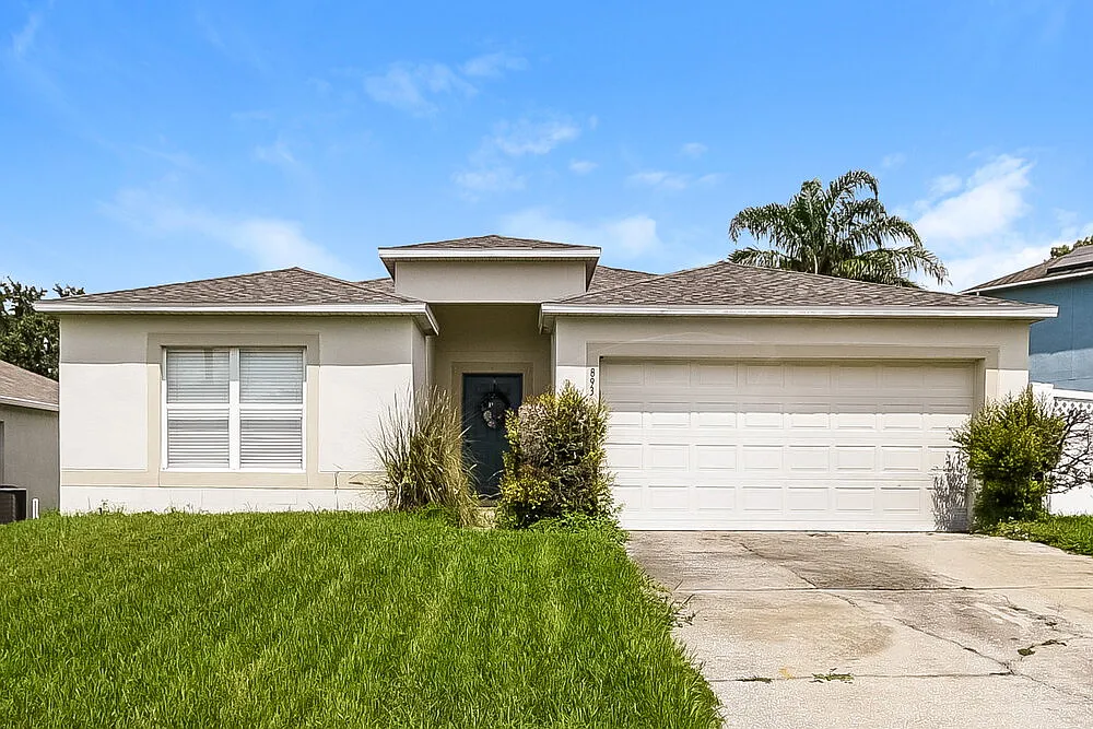 4 bed, 2.0 bath, 1884 sqft, $3,340 — Photo 1