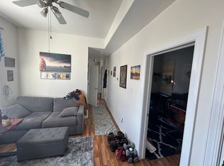1254 N Bosworth Ave #3R, Chicago, IL 60642